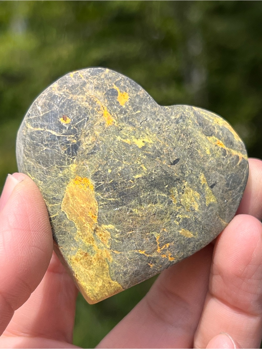 Realgar (3) heart with stand | Crystal